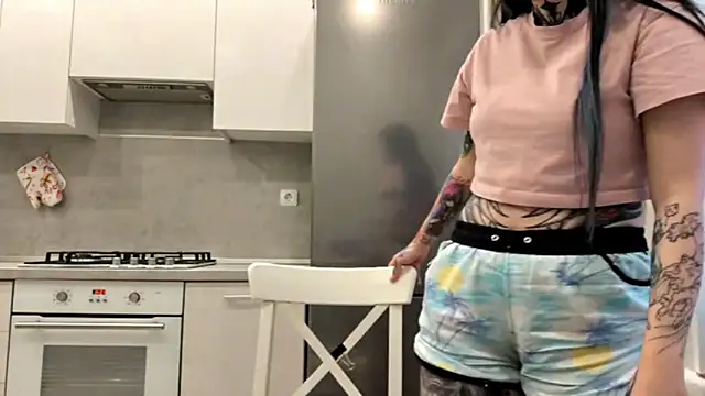 HighelikeGirl online show from 02-16-26, 09:08