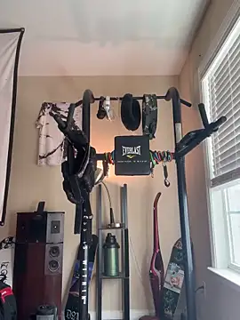 KeYBuMp323 online show from 12-21-25, 03:57