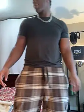 KeYBuMp323 online show from 02-15-26, 05:23