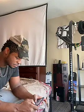 KeYBuMp323 online show from 03-17-26, 04:32