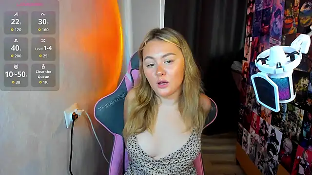 SunshineEmma online show from 10-11-25, 12:50