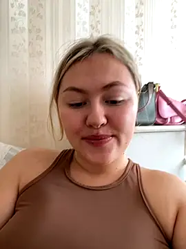 SunshineEmma online show from 09-15-25, 01:00