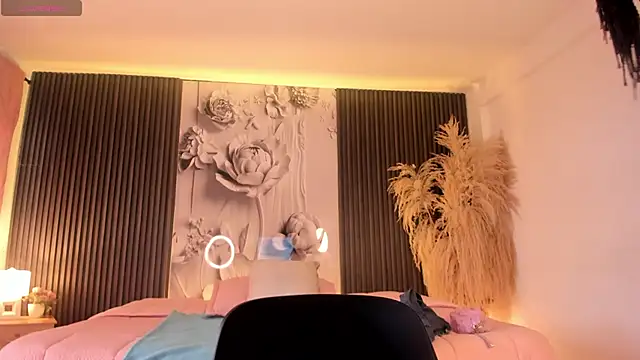 MichellePreston online show from 04-05-26, 12:12