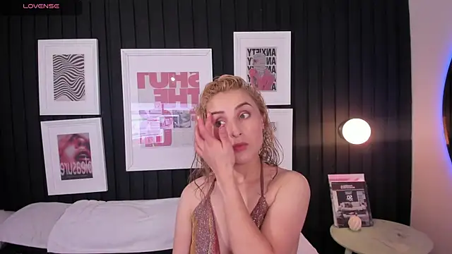 Odette bulgari online show from 02-07-26, 10:34