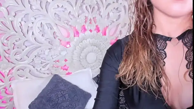 Odette bulgari online show from 10-21-25, 11:09