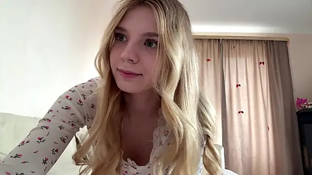 FruityXo online show from 04-03-26, 11:16