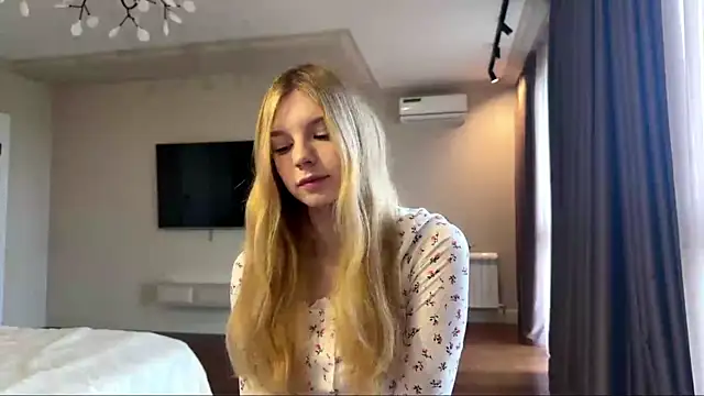 FruityXo online show from 03-26-26, 01:42