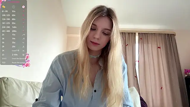 Snapshot of FruityXo chatting on 06-01-26, 10:59 FruityXo online show from 06-01-26, 10:59