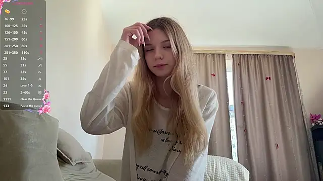 FruityXo online show from 06-21-26, 12:44