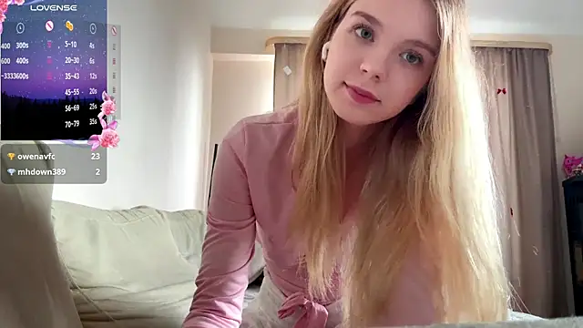 FruityXo online show from 04-04-26, 11:39