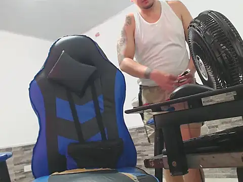 mister cum1999 online show from 03-09-26, 07:50