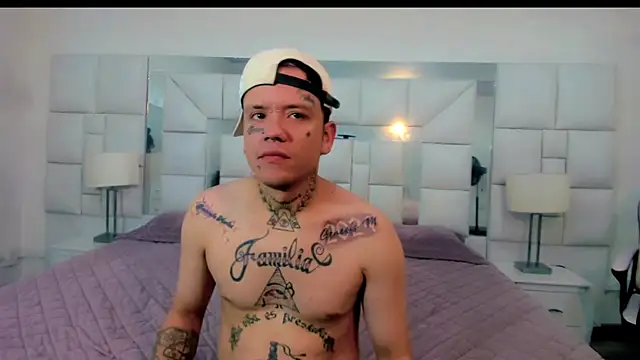 Dangerous couple  online show from 10-17-25, 08:10