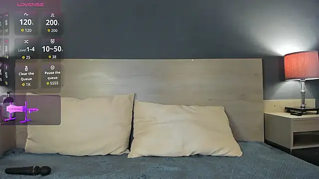 Zoe Ruiiz online show from 02-10-26, 12:31