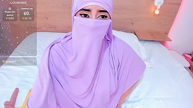 Snapshot of Jasmin_hamdan chatting on 09-16-25, 07:37 Jasmin hamdan online show from 09-16-25, 07:37