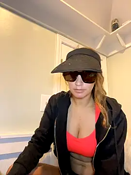 Lilamelon online show from 09-29-25, 01:45