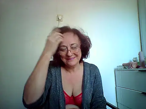 Julia54391 online show from 09-13-25, 09:20