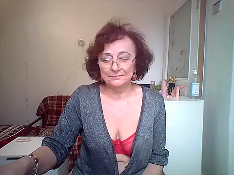 Julia54391 online show from 10-21-25, 09:09