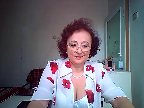 Julia54391 online show from 10-22-25, 08:47
