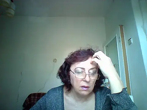 Julia54391 online show from 10-15-25, 07:49
