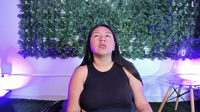 BellaRoux1 online show from 01-10-26, 12:55