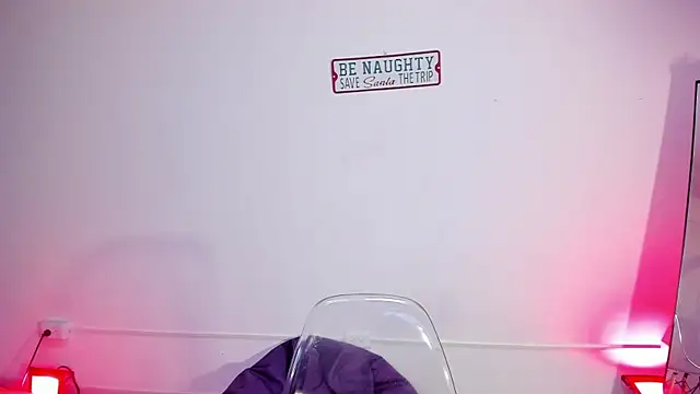 BellaRoux1 online show from 11-20-25, 12:17