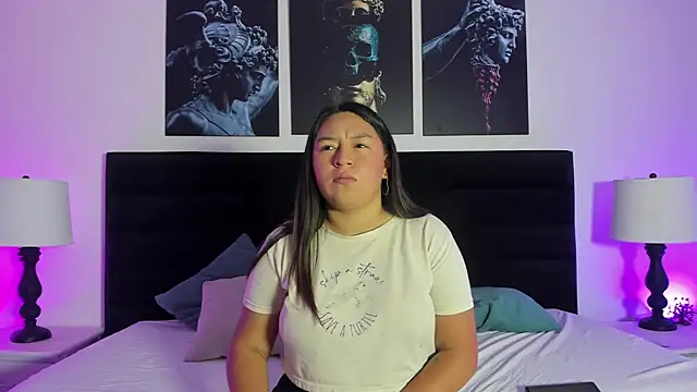 BellaRoux1 online show from 09-19-25, 12:09