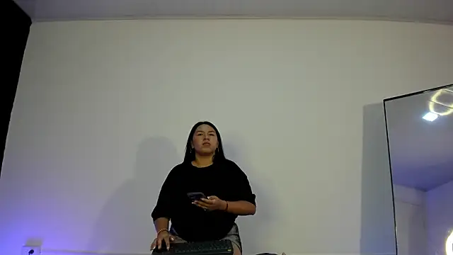 BellaRoux1 online show from 09-20-25, 11:59