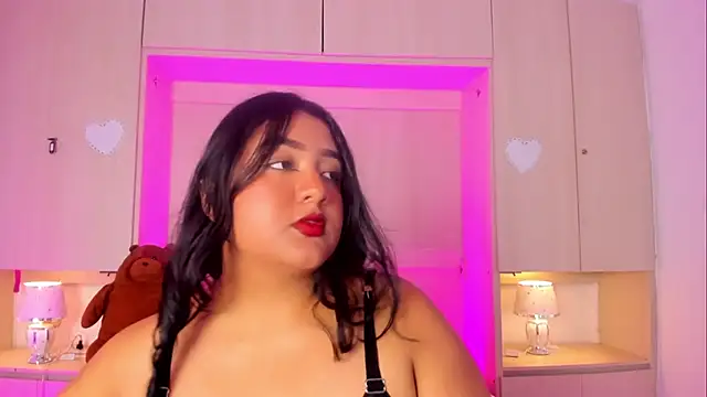 LilyWhitney online show from 09-10-25, 04:11