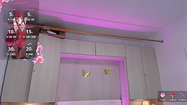 LilyWhitney online show from 07-10-26, 04:23