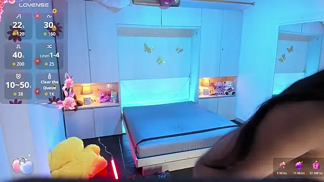 LilyWhitney online show from 03-31-26, 08:22