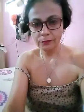 Snapshot of chocoluze chatting on 07-16-26, 03:09 chocoluze online show from 07-16-26, 03:09