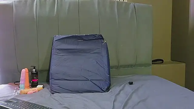 Snapshot of Vanessa_7_ chatting on 06-11-26, 02:53 Vanessa 7 online show from 06-11-26, 02:53