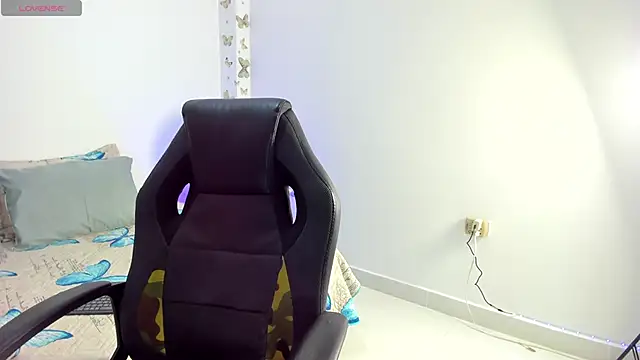  anais bustamante  online show from 10-16-25, 07:22