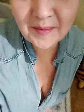 Snapshot of ForgeMeNot51 chatting on 02-09-26, 06:22 ForgeMeNot51 online show from 02-09-26, 06:22