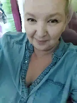 Snapshot of ForgeMeNot51 chatting on 11-16-25, 08:41 ForgeMeNot51 online show from 11-16-25, 08:41