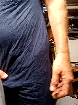 Snapshot of Canuseemeray chatting on 09-18-25, 06:11 Canuseemeray online show from 09-18-25, 06:11