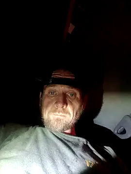 Snapshot of Canuseemeray chatting on 04-12-26, 08:28 Canuseemeray online show from 04-12-26, 08:28