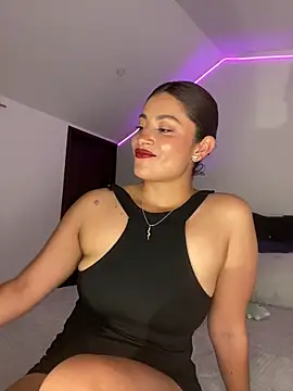 MiaAlarie online show from 01-15-26, 05:11