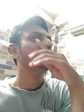 Snapshot of yung_cplz chatting on 11-22-25, 05:12 yung cplz online show from 11-22-25, 05:12