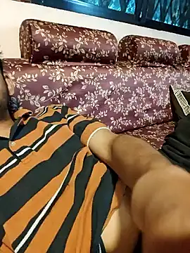 Snapshot of yung_cplz chatting on 01-08-26, 04:24 yung cplz online show from 01-08-26, 04:24