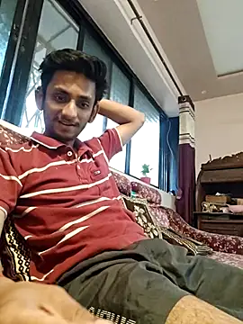 Snapshot of yung_cplz chatting on 01-15-26, 11:24 yung cplz online show from 01-15-26, 11:24