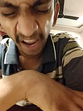 Snapshot of yung_cplz chatting on 09-15-25, 10:59 yung cplz online show from 09-15-25, 10:59