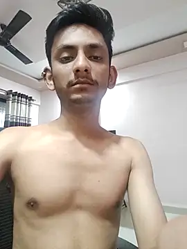 Snapshot of yung_cplz chatting on 12-18-25, 11:47 yung cplz online show from 12-18-25, 11:47