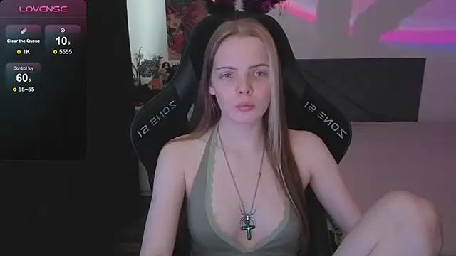 Luna Navy online show from 11-29-25, 08:25