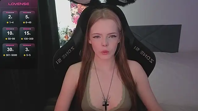 Luna Navy online show from 11-02-25, 09:58