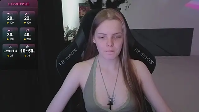 Luna Navy online show from 11-28-25, 08:25