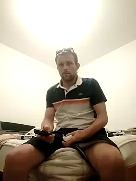 Snapshot of SexSavrem06 chatting on 09-29-25, 02:55 SexSavrem06 online show from 09-29-25, 02:55