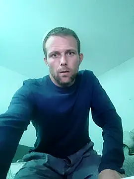 Snapshot of SexSavrem06 chatting on 09-15-25, 09:15 SexSavrem06 online show from 09-15-25, 09:15