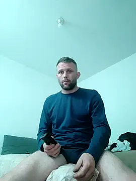 Snapshot of SexSavrem06 chatting on 10-28-25, 01:28 SexSavrem06 online show from 10-28-25, 01:28