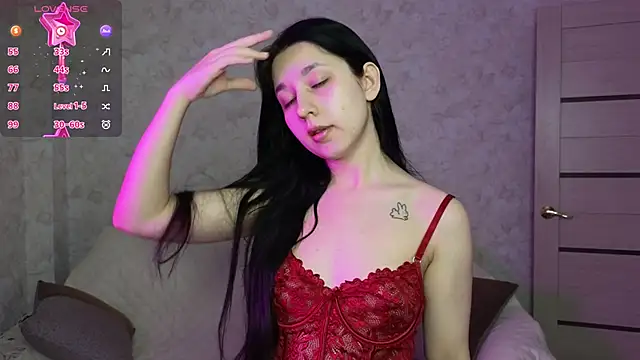 Snapshot of Eva_Maller chatting on 02-13-26, 04:12 Eva Maller online show from 02-13-26, 04:12